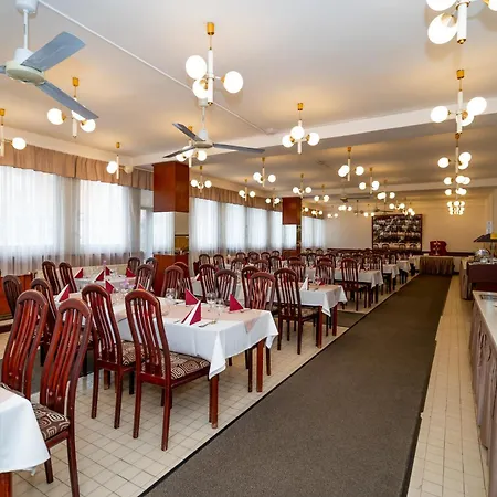 Hőforrás 2* Hajdúszoboszló